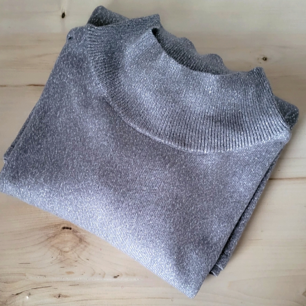 Shimmery metallic Gray Mockneck Pullover Sweater